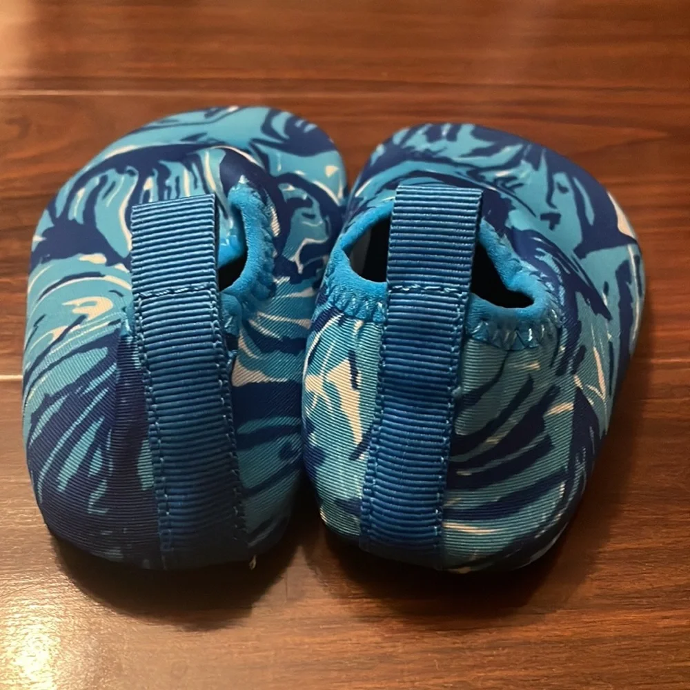 Girls Graphic Breathable Aqua Socks For All Season size 22/23